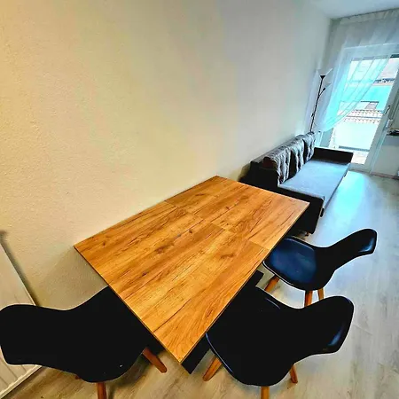 Ferienwohnung Lottstetten شقة *